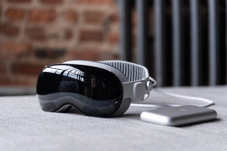 Apple is reportedly working on a bunch of new XR devices