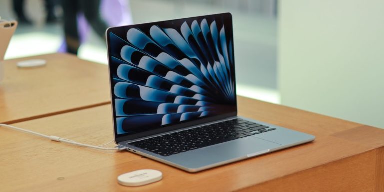 These are the best new MacBook deals in October: prices starting at $599