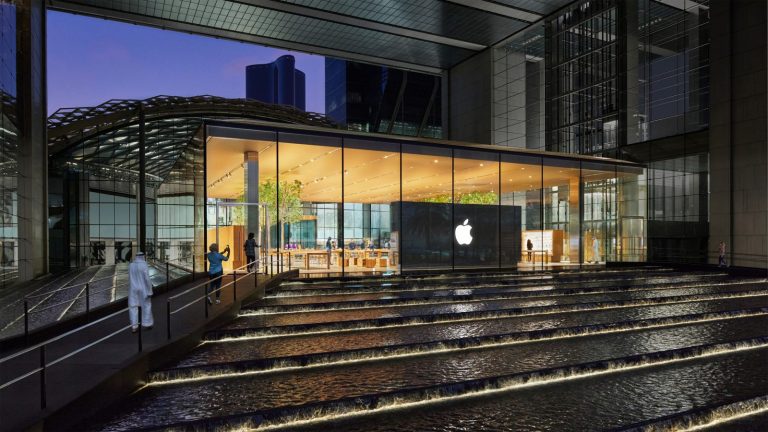 Apple retail stores and corporate offices in UAE temporarily closed