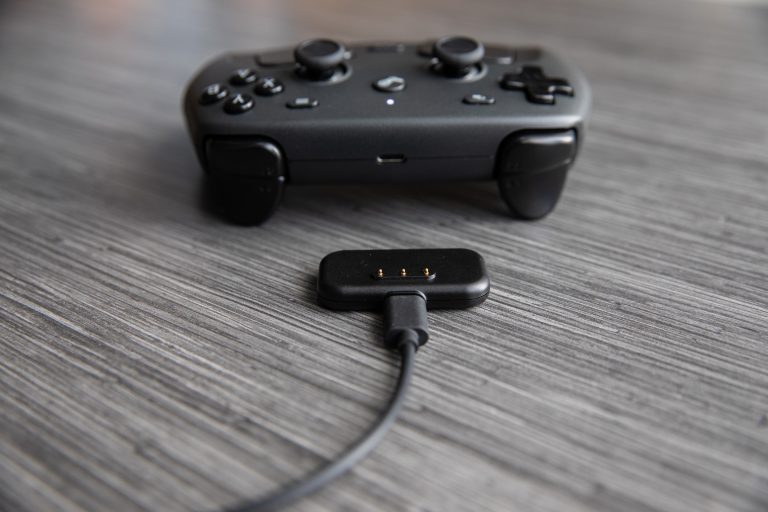 Valve launches the Steam Controller without the Steam Machine