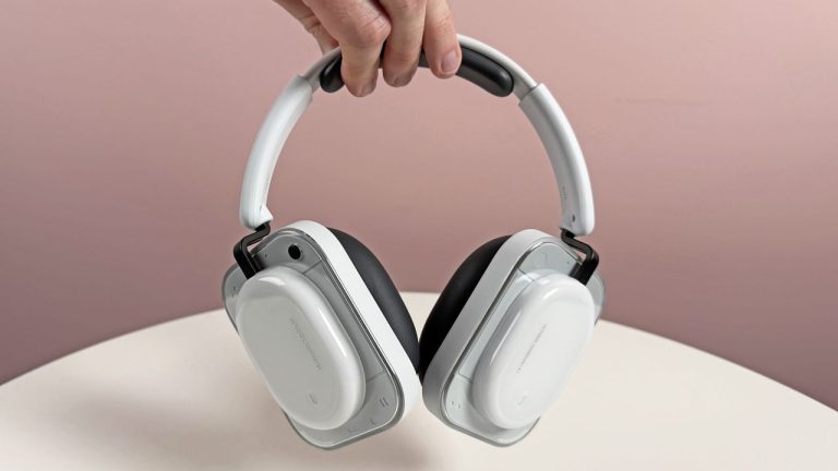 These unique-looking and 4.5-star-rated Nothing Headphone (a) are down to a record-low price