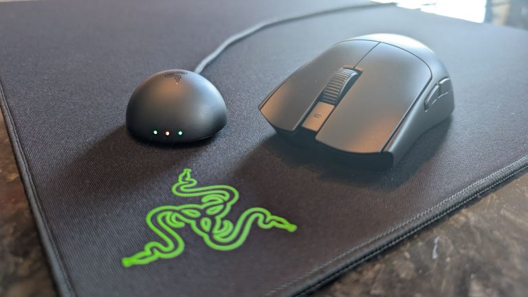 The Razer Viper V4 Pro took me back to basics, and you know what? Maybe that’s all a gaming mouse should be