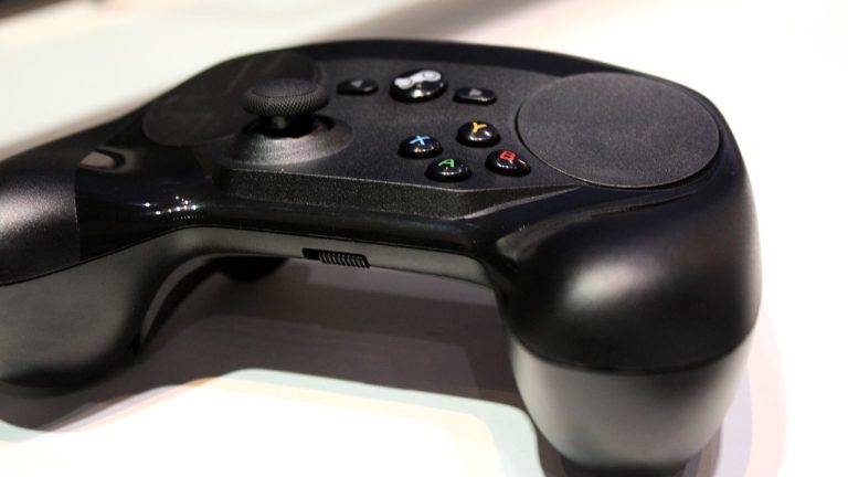 Redditor warns they ‘almost started a fire’ when metallic watch strap made contact with Steam Controller’s charging puck