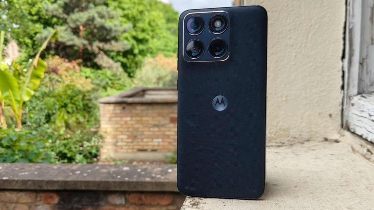 I’ve been using the Motorola Edge 70 Fusion for a month, and I don’t think the iPhone 17e or Samsung Galaxy A57 can touch it for value