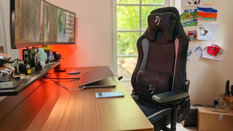 Arozzi Vernazza Supersoft review: ‘The most comfortable office chair I’ve worked in’